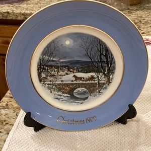 Dashing Through the Snow Plate Series 1979 Avon made by Wedgwood England